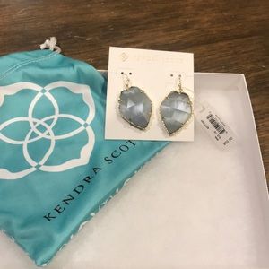 Kendra Scott earrings NWT